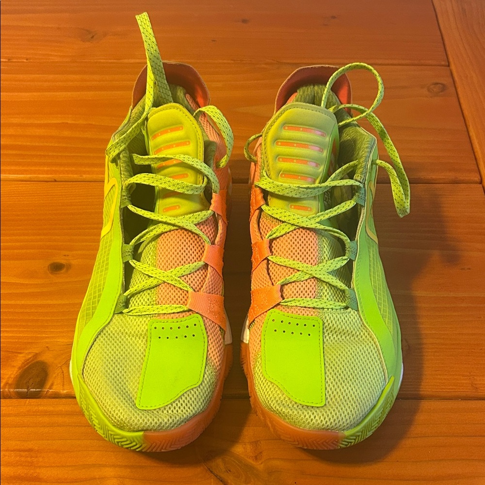 Adidas Dame 6 McDonald’s Sweet n’ Sour Size 9 Men’s